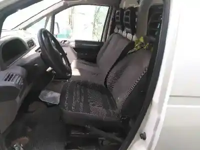 Здавання транспортного засобу citroen jumpy 2.0 hdi cat (rhx / dw10bted) року 2002 потужний rhx