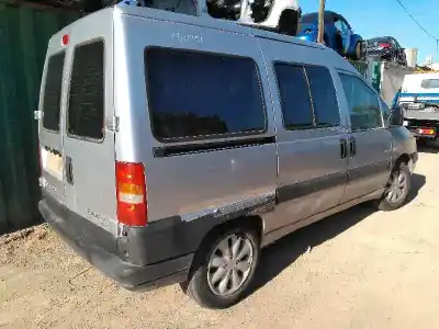 Veículo de Sucata citroen jumpy 2.0 hdi sx familiar (5/6 asientos) do ano 2006 alimentado rhz Veículo de Sucata citroen jumpy 2.0 hdi sx familiar (5/6 asientos) do ano 2006 alimentado rhz