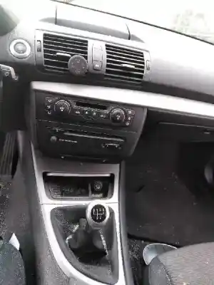 Sloopvoertuig bmw serie 1 berlina (e81/e87) 116i van het jaar 2005 aangedreven n45b16a