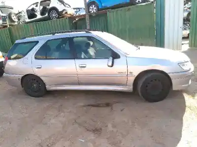 Здавання транспортного засобу peugeot 306 break boulebard року 2001 потужний nft