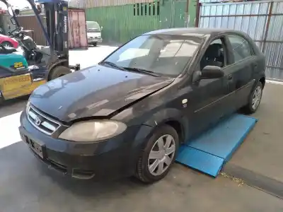 Veículo de Sucata daewoo lacetti sx do ano 2004 alimentado f16d3