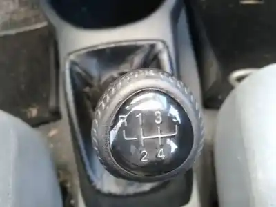 Veículo de Sucata daewoo lacetti sx do ano 2004 alimentado f16d3