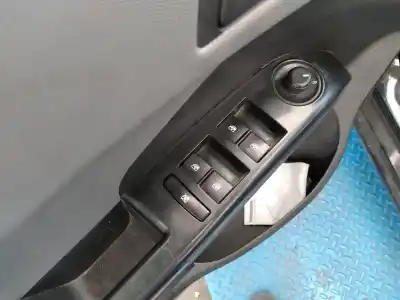 Veículo de Sucata chevrolet aveo sedán ls do ano 2013 alimentado a12xer