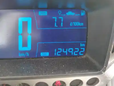 Veículo de Sucata chevrolet aveo sedán ls do ano 2013 alimentado a12xer