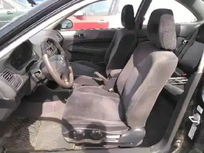 Verschrottungsfahrzeug honda civic coupe (ej6/8) 1.6 sr (ej8) des jahres 1999 angetrieben d16y8
