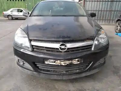 Здавання транспортного засобу opel astra gtc enjoy року 2005 потужний z18xe