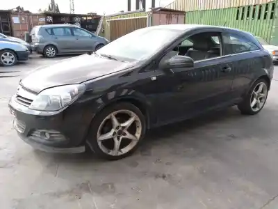 Здавання транспортного засобу opel astra gtc enjoy року 2005 потужний z18xe