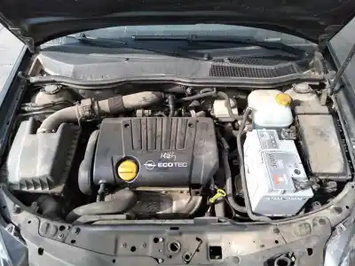 Здавання транспортного засобу opel astra gtc enjoy року 2005 потужний z18xe