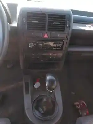 Veicolo di demolizione audi a2 (8z) 1.4 tdi (55kw) dell'anno 2001 alimentato amf