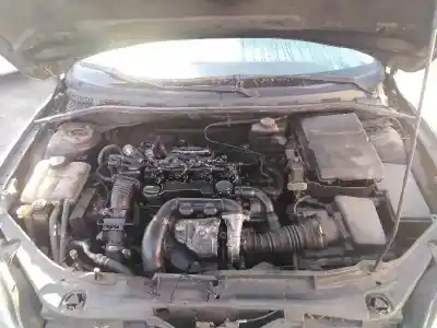 Veicolo di demolizione mazda 3 berlina (bk) 1.6 crdt active dell'anno 2005 alimentato 9hz