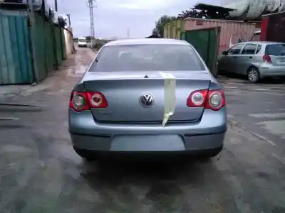 Vehicul casat volkswagen passat berlina (3c2) advance al anului 2006 alimentat bse