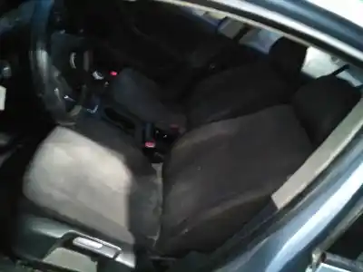 Vehicul casat volkswagen passat berlina (3c2) advance al anului 2006 alimentat bse