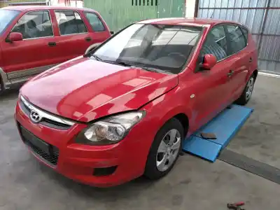 Veículo de Sucata hyundai i30 comfort do ano 2010 alimentado g4fa