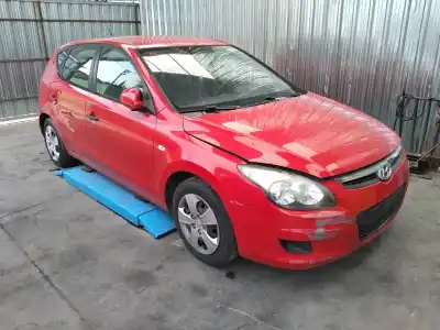 Veículo de Sucata hyundai i30 comfort do ano 2010 alimentado g4fa