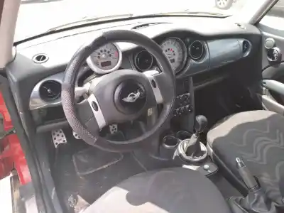 Scrapping Vehicle bmw mini (r50,r53) one of the year 2003 powered w10b16a