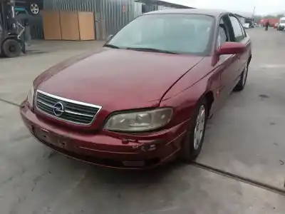 Veículo de Sucata opel omega b elegance berlina do ano 2000 alimentado x25dt