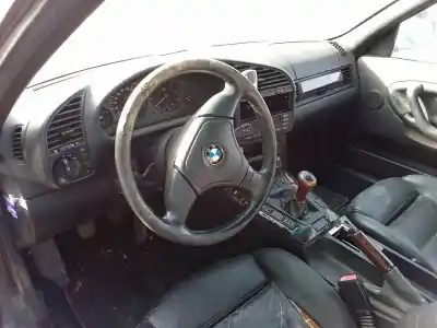 Veículo de Sucata bmw serie 3 cabrio (e36) 320i do ano 2004 alimentado 206s3