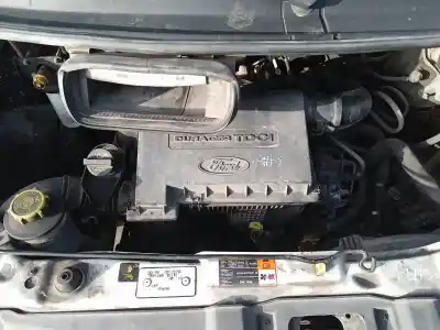 Veículo de Sucata ford transit combi ´06 ft 300 largo do ano 2008 alimentado qvfa