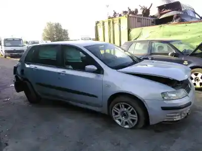 Véhicule à la ferraille fiat stilo (192) 1.9 jtd / 1.9 jtd 115 active de l'année 2002 alimenté 192a1000