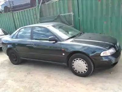 Verschrottungsfahrzeug audi a4 berlina (b5) 1.9 tdi des jahres 1996 angetrieben afn