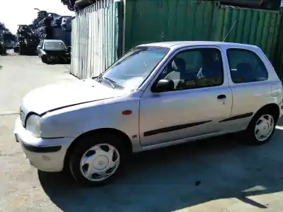 Sloopvoertuig nissan micra (k11) gx (1996) van het jaar 2000 aangedreven cg13