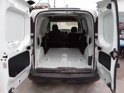 Sloopvoertuig dacia dokker ambiance van het jaar 2015 aangedreven k7ma828