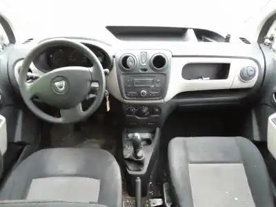 Sloopvoertuig dacia dokker ambiance van het jaar 2015 aangedreven k7ma828