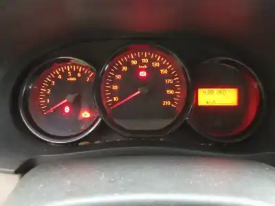 Sloopvoertuig dacia dokker ambiance van het jaar 2015 aangedreven k7ma828