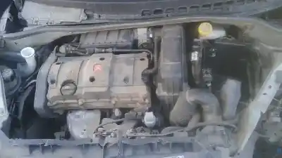 Sloopvoertuig citroen c3 pluriel 1.6 16v sensodrive van het jaar 2004 aangedreven nfu