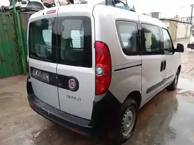 Veículo de Sucata fiat doblo active do ano 2012 alimentado 263a2000