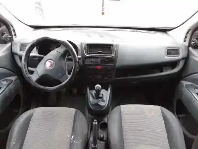 Veículo de Sucata fiat doblo active do ano 2012 alimentado 263a2000