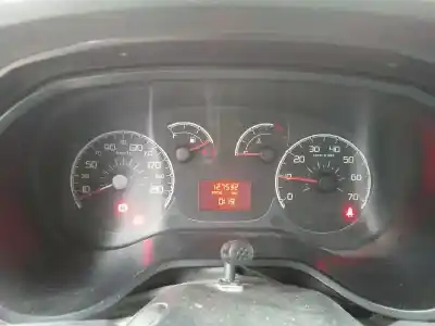 Veículo de Sucata fiat doblo active do ano 2012 alimentado 263a2000