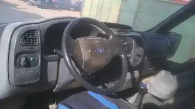 Veicolo di demolizione ford transit mod. 2000 combi ft 300 2.0 medio dell'anno 2001 alimentato d3fa