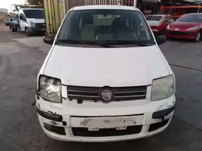 Veicolo di demolizione FIAT PANDA (169) 1.3 JTD CAT dell'anno 2009 alimentato 188A8000