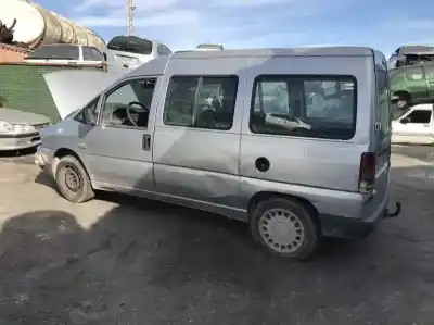 Sloopvoertuig fiat scudo i (222) 2.0 jtd familiar (5 asientos) van het jaar 2002 aangedreven rhw