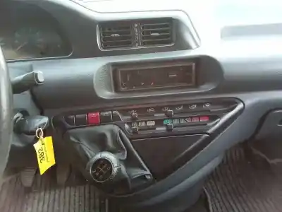 Veicolo di demolizione citroen jumpy 1.9 td sx caja cerrada acristalada dell'anno 2000 alimentato dhx