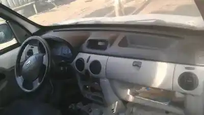 Veículo de Sucata nissan kubistar (x76) premium (l1) do ano 2005 alimentado k9k7