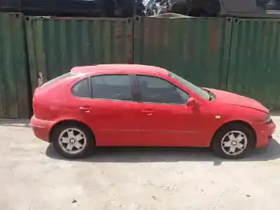 Veículo de Sucata seat leon (1m1) stella do ano 2002 alimentado azd