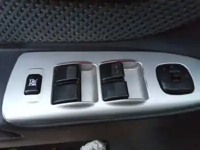 Veículo de Sucata mazda premacy (cp) td active do ano 2003 alimentado rf