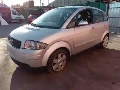 Veicolo di demolizione audi a2 (8z) 1.4 16v dell'anno 2001 alimentato aua