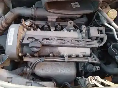 Veicolo di demolizione audi a2 (8z) 1.4 16v dell'anno 2001 alimentato aua