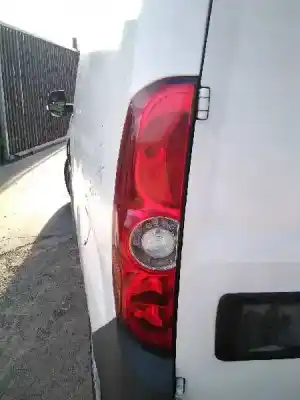 Veículo de Sucata fiat doblo emotion do ano 2010 alimentado 198a3000