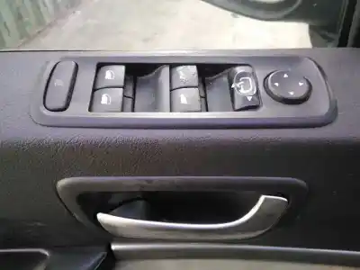 Scrapping Vehicle peugeot 807 st pack of the year 2005 powered 4hw