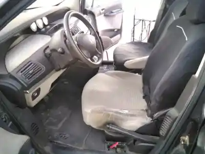 Scrapping Vehicle peugeot 807 st pack of the year 2005 powered 4hw