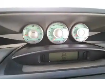 Scrapping Vehicle peugeot 807 st pack of the year 2005 powered 4hw