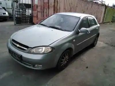 Sloopvoertuig chevrolet lacetti cdx van het jaar 2007 aangedreven f16d3-g