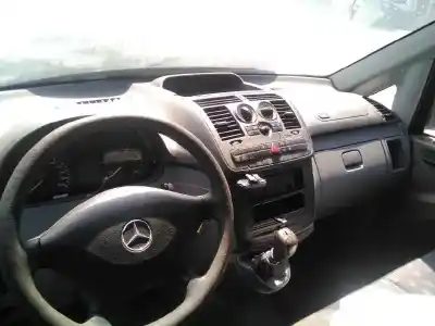 Veículo de Sucata mercedes-benz vito (w639) basic, combi 109 cdi compacto (639.601) do ano 2007 alimentado 646980