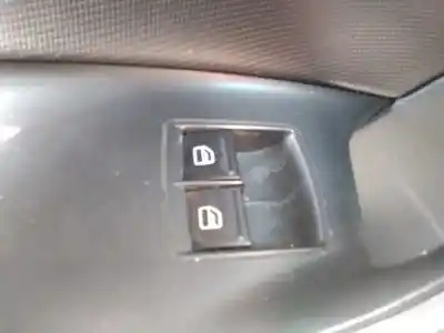 Vehicul casat seat ibiza (6j5) reference al anului 2010 alimentat bms