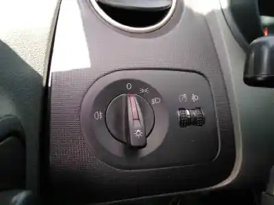 Vehicul casat seat ibiza (6j5) reference al anului 2010 alimentat bms