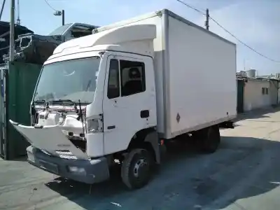 Veicolo di demolizione nissan atleon 110 dell'anno 2005 alimentato bd30d